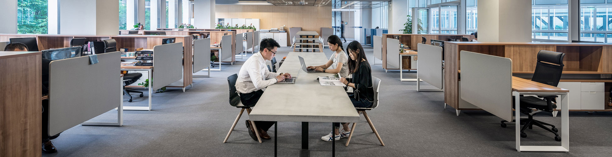 Stackable Office Chairs